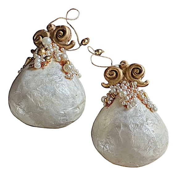 Handcrafted Hanging Drop Shaped Ornament (pair of 2) Pearl Decorated - Picture 3 of 5
